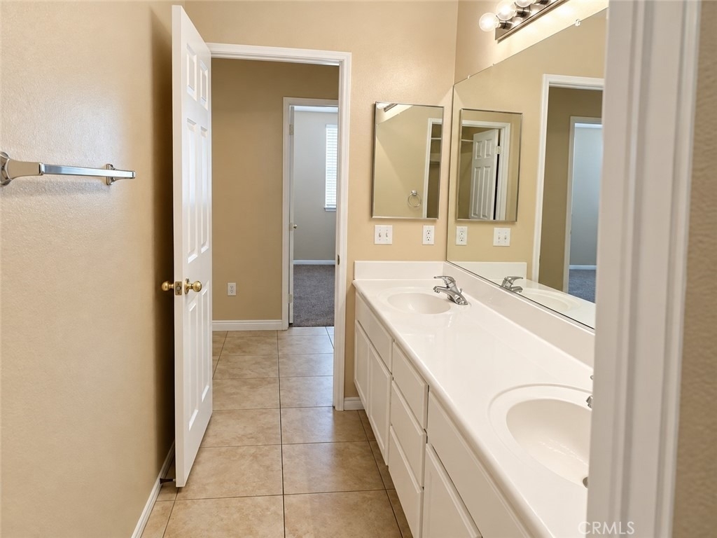 27164 Kepler Street - Photo 30