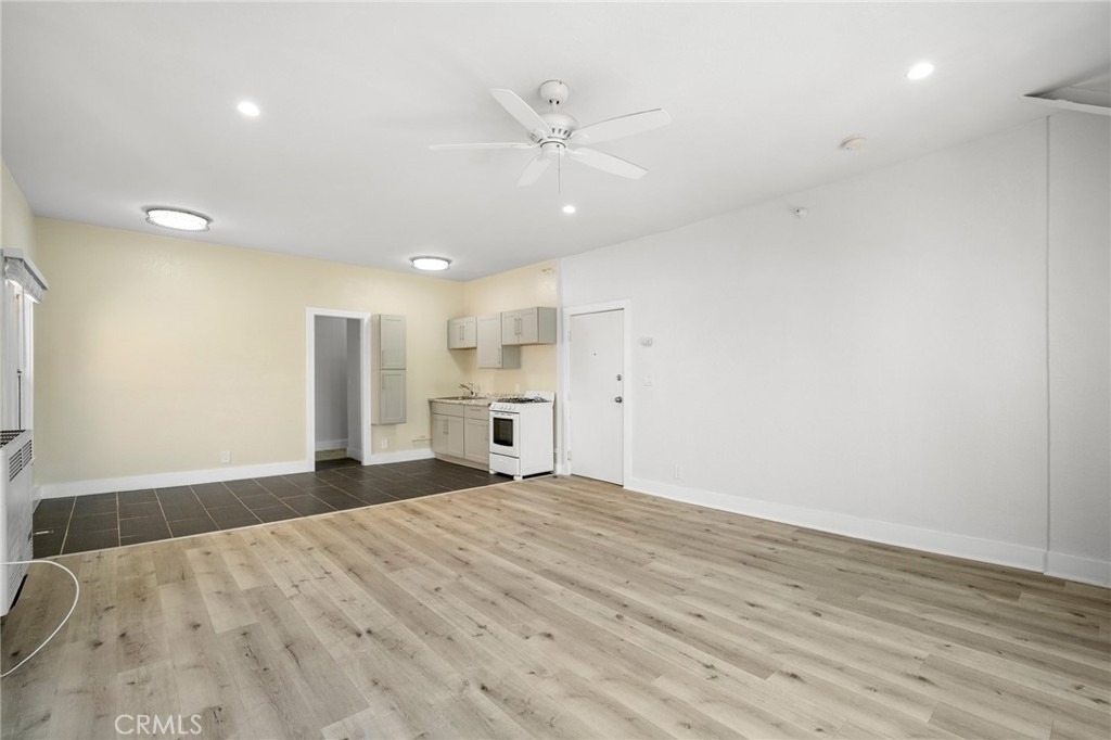 228 S Kenwood Street - Photo 7