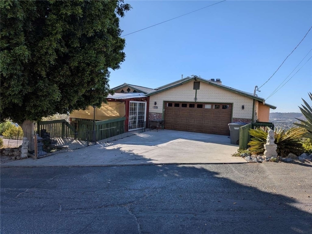 2362 Highview Lane - Photo 0