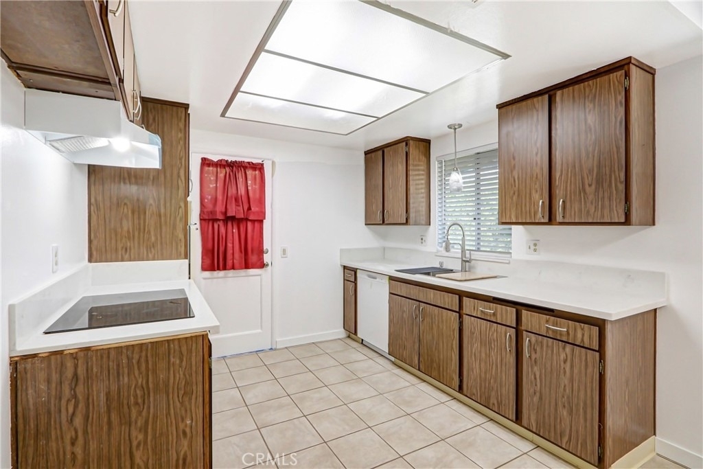 180 E Parkdale - Photo 4