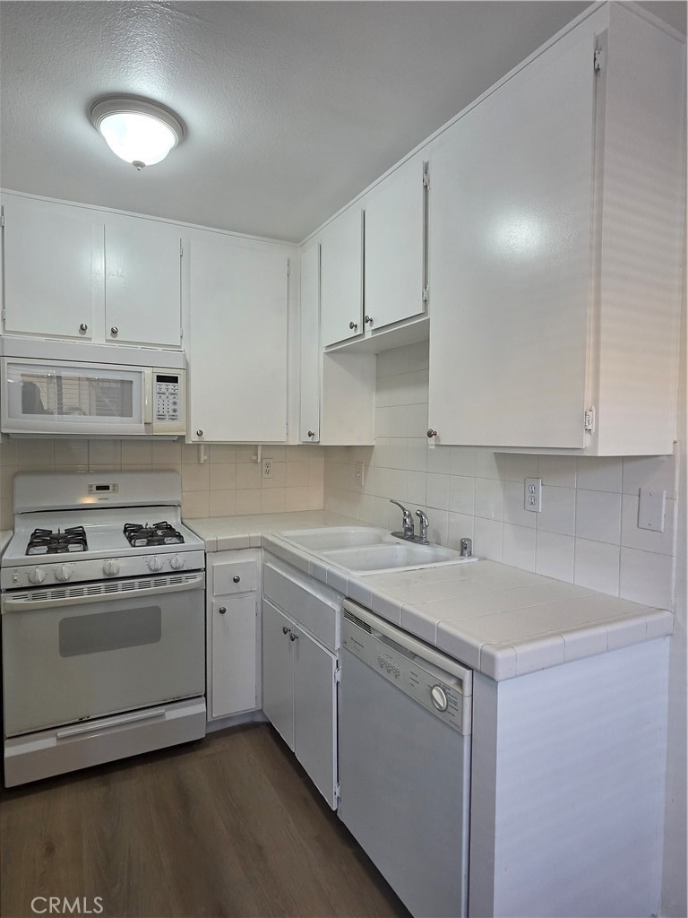 1507 S Euclid - Photo 0