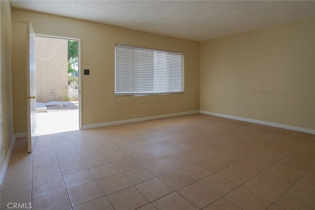 12612 Inglewood - Photo 10