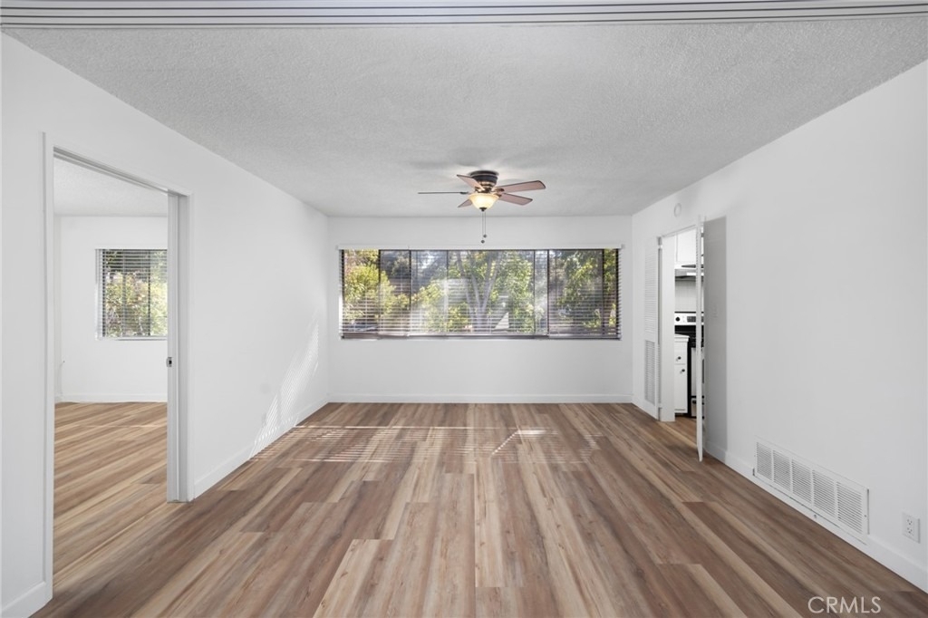 619 S Pasadena Avenue - Photo 3