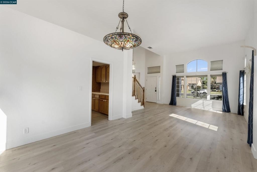 1418 Blue Jay Ct - Photo 10