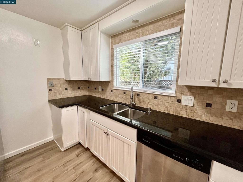 218 El Dorado Ave - Photo 5