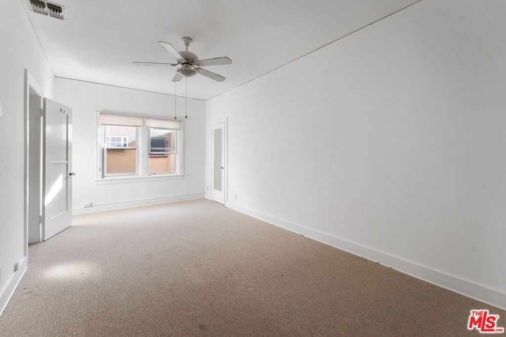 177 N Sycamore Avenue - Photo 15