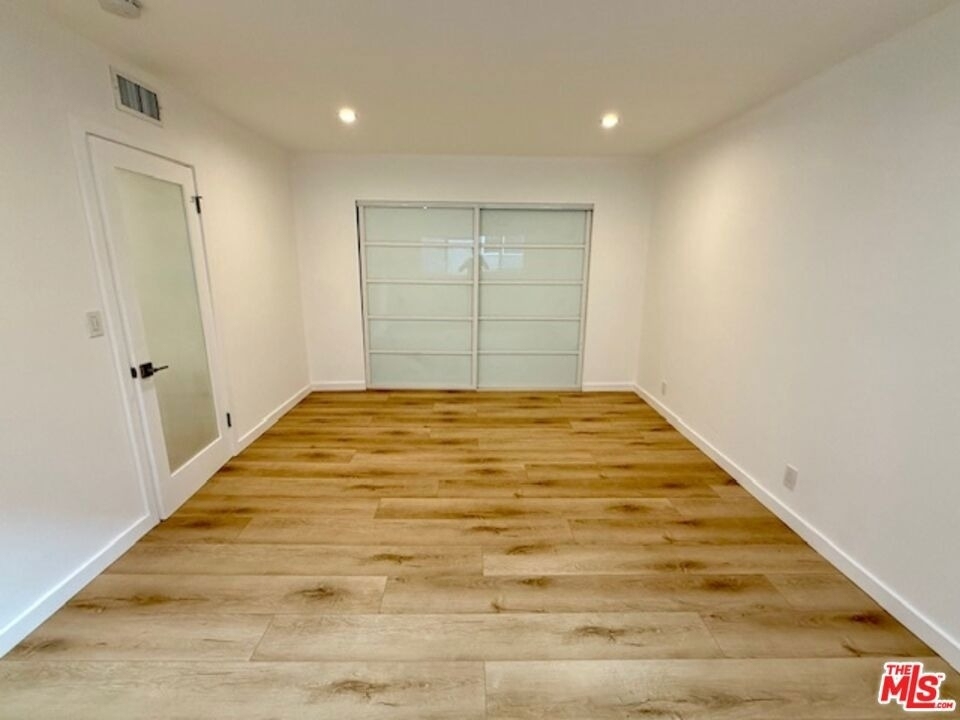 8115 Romaine Street - Photo 10