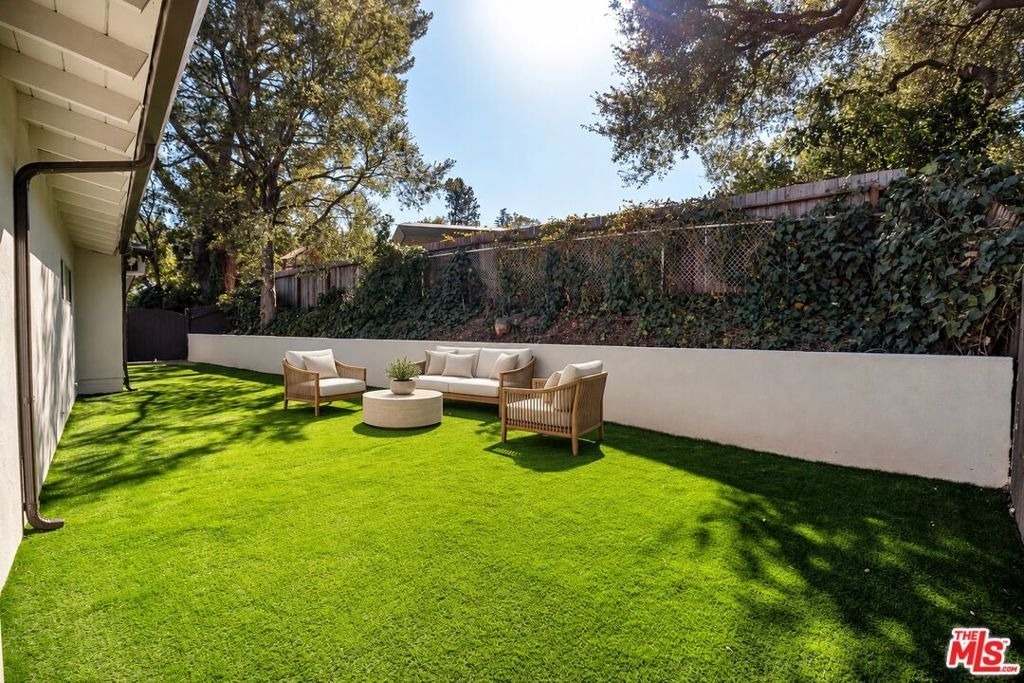 16047 Meadowcrest Road - Photo 44