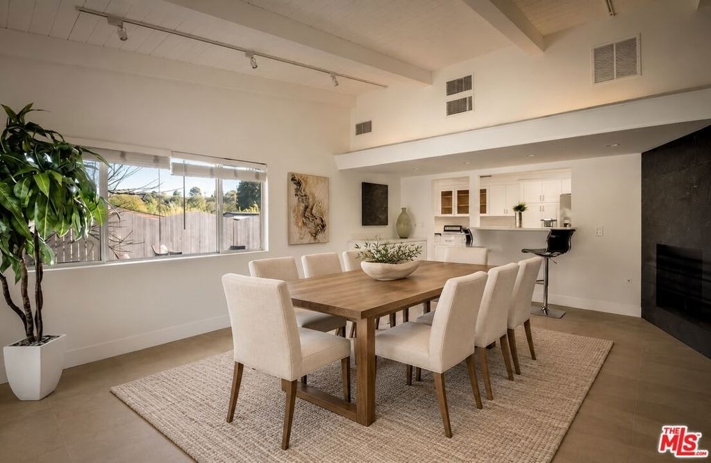 16047 Meadowcrest Road - Photo 21