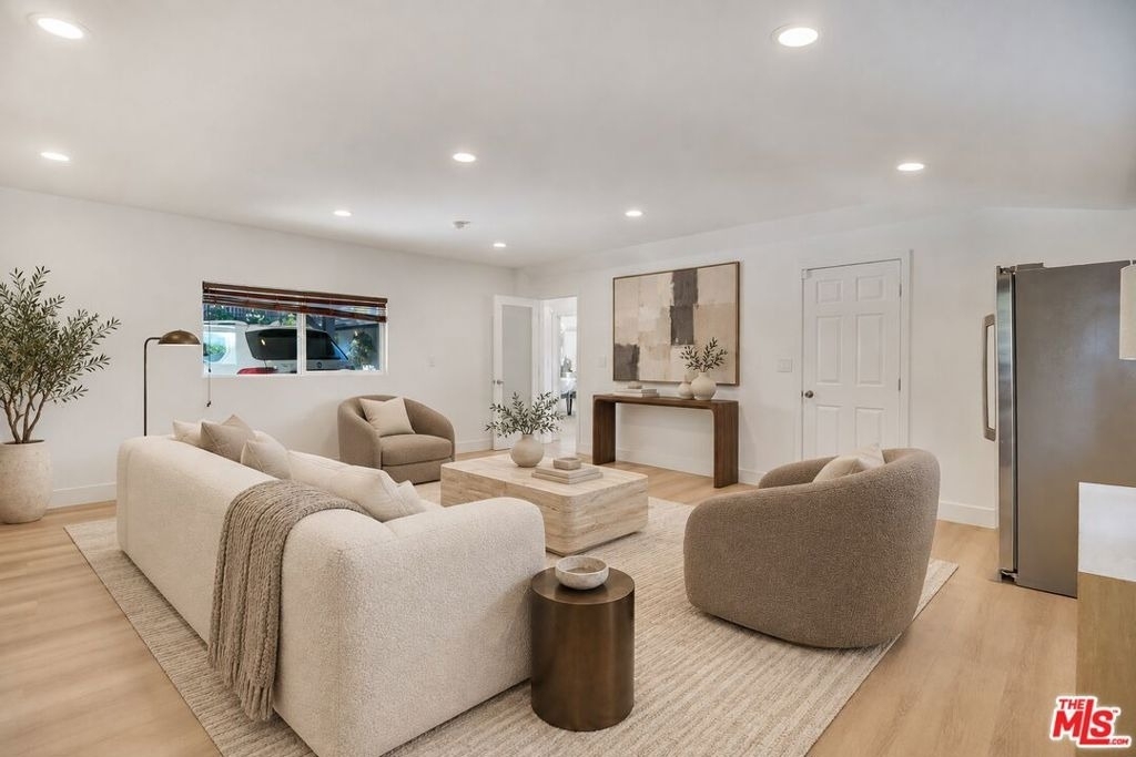 16047 Meadowcrest Road - Photo 10