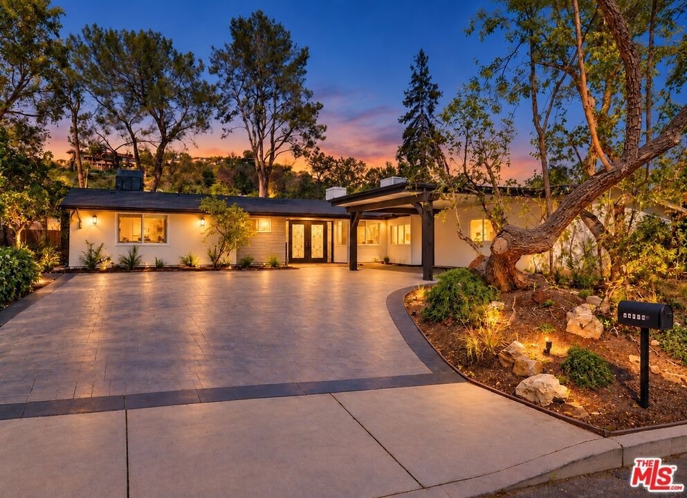 16047 Meadowcrest Road - Photo 1