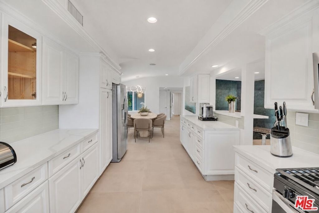 16047 Meadowcrest Road - Photo 18