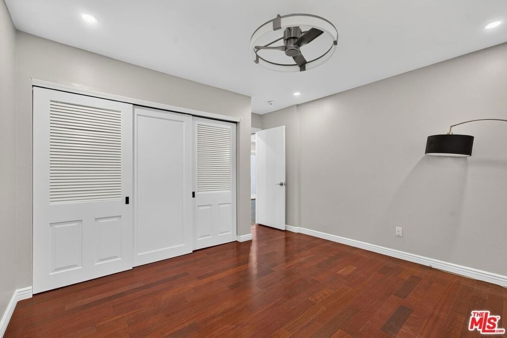 2418 Graham Avenue - Photo 21