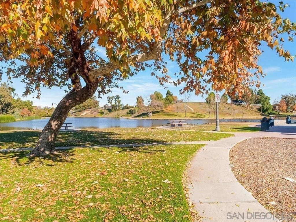 526 Calle Montecito - Photo 3