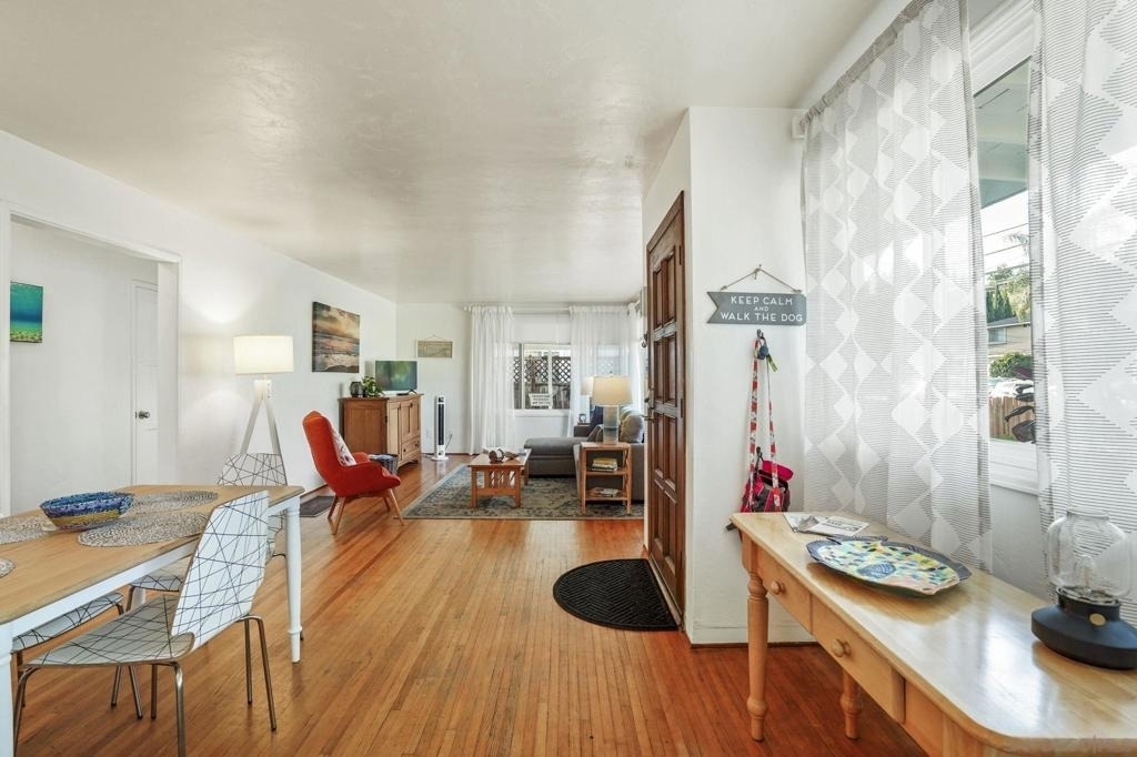 4859 Gardena Ave - Photo 11