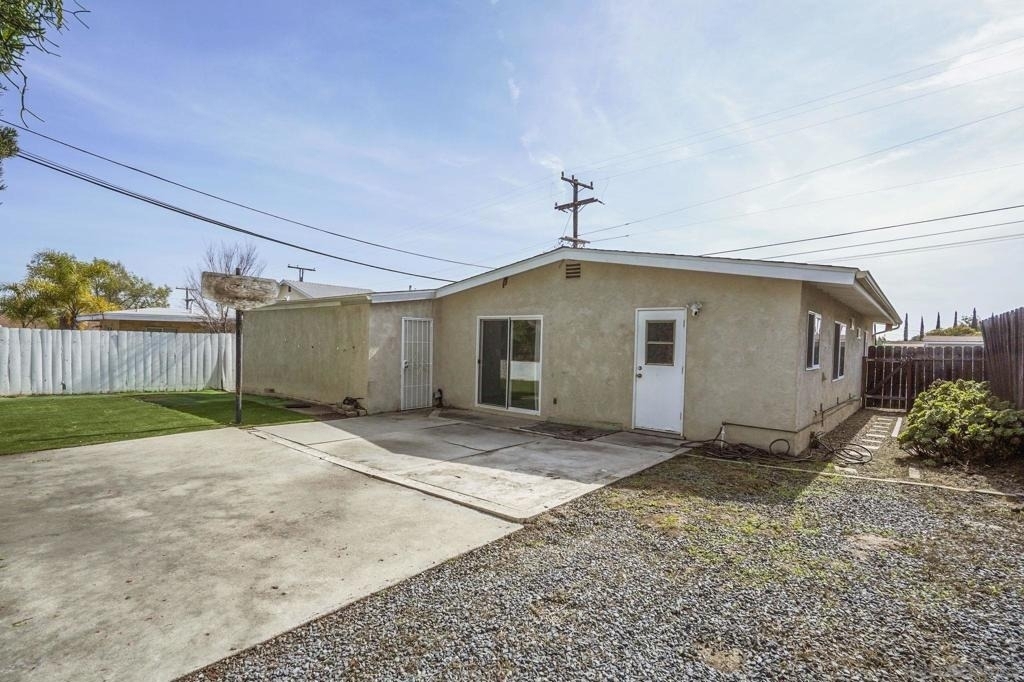 7682 Mocking Bird Dr - Photo 17