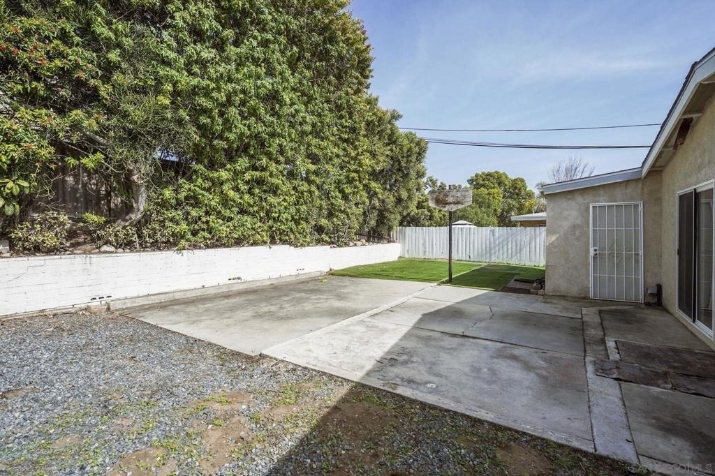 7682 Mocking Bird Dr - Photo 16