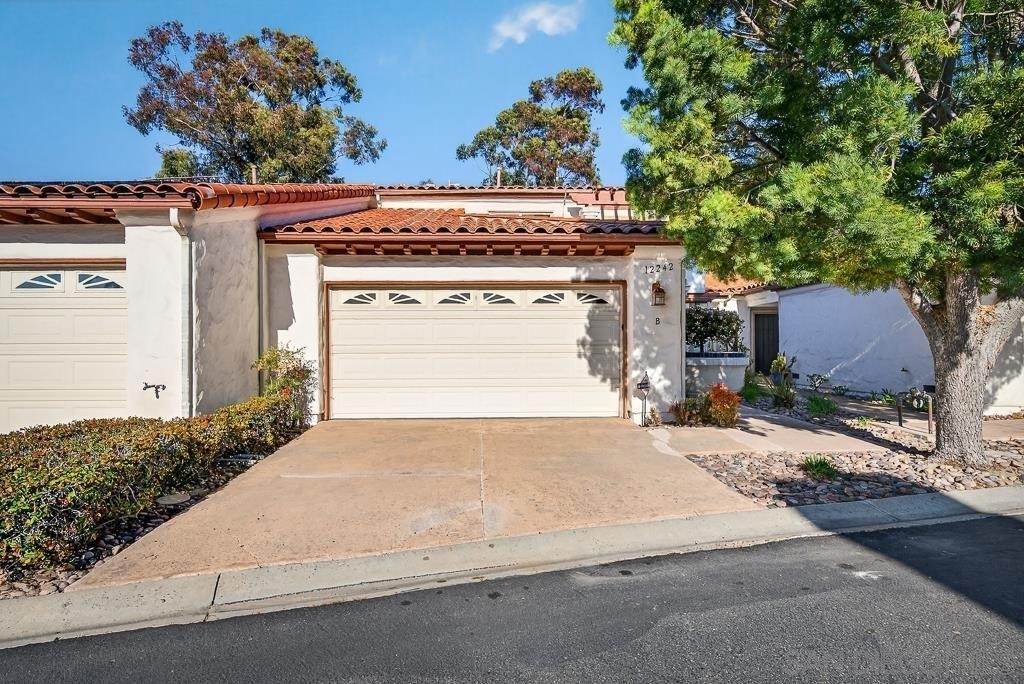 12242 Paseo Lucido - Photo 1