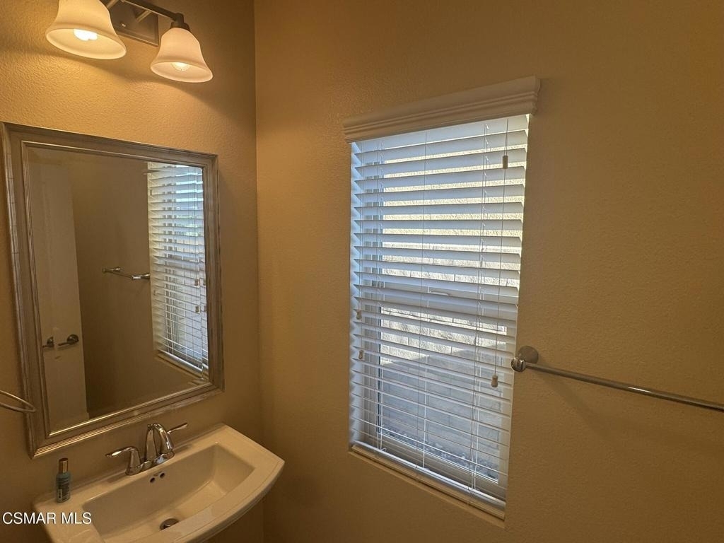 7124 Baneberry Avenue - Photo 9