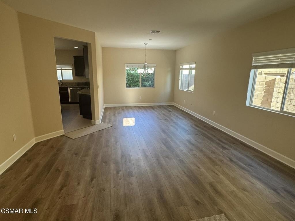 7124 Baneberry Avenue - Photo 2