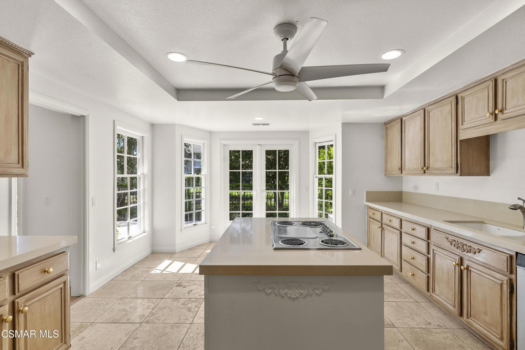 2938 Winding Lane - Photo 4