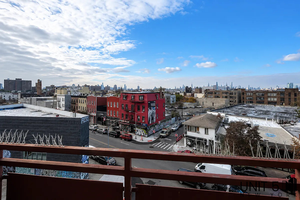 184 Noll Street - Photo 8