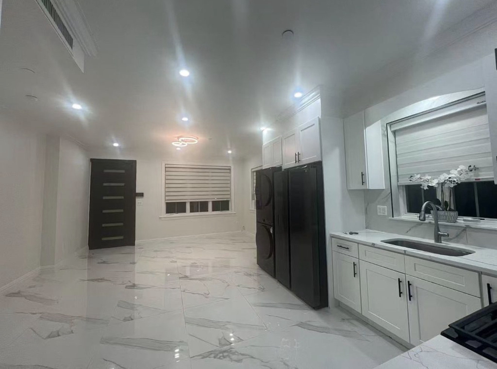 162nd Street - Photo 1