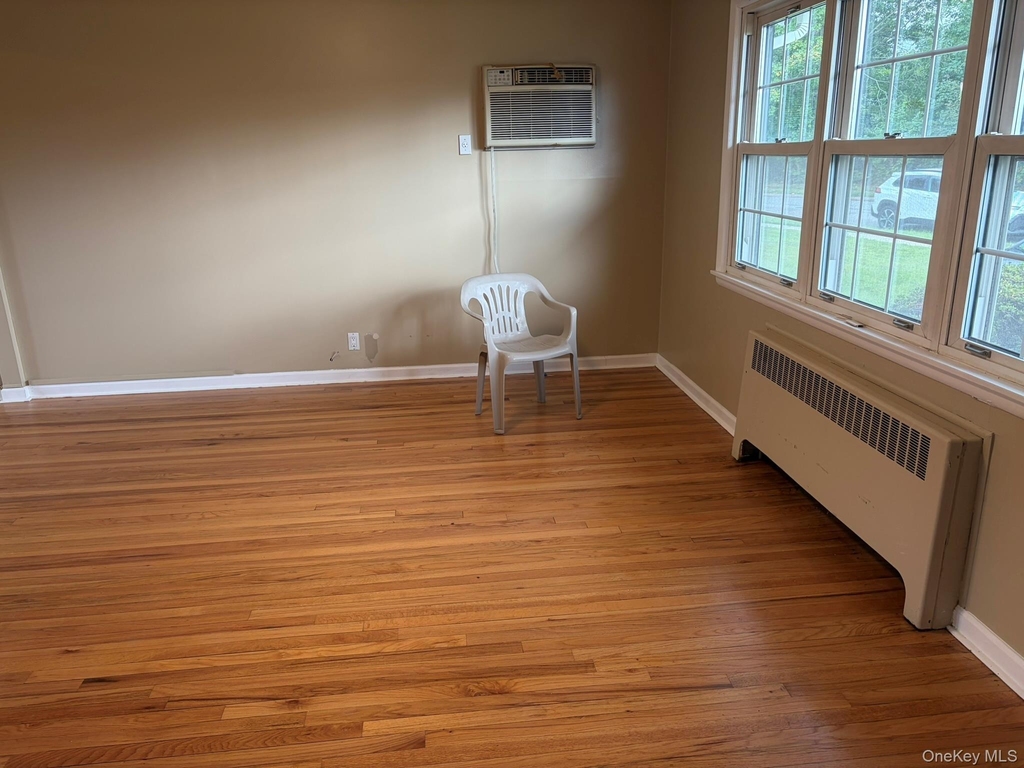 243 Lee Avenue - Photo 0