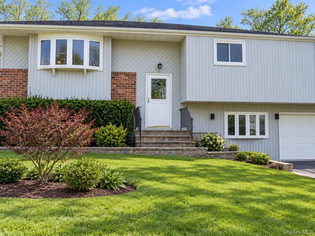 22 Sunburst Drive - Photo 0