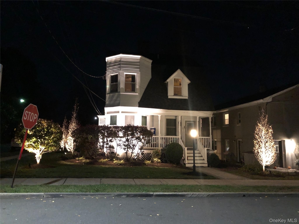 60 Elysian Avenue - Photo 9