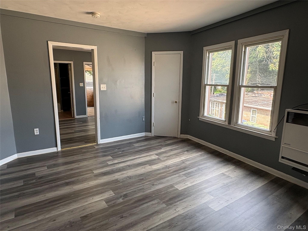 358 North Street - Photo 5