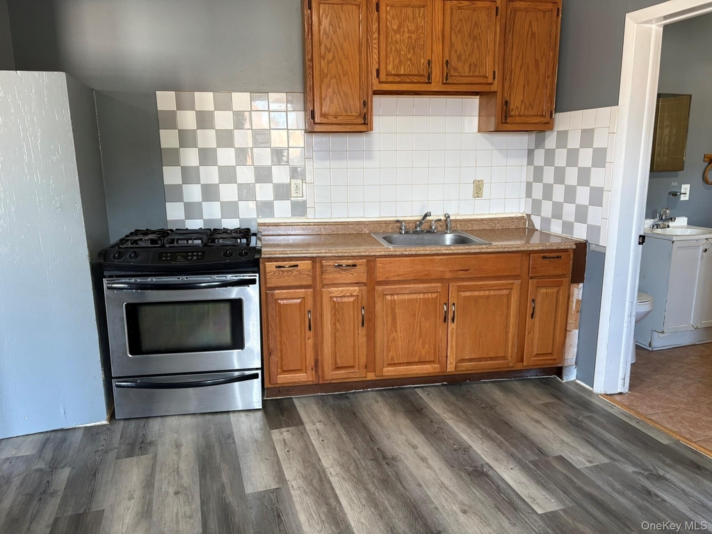 358 North Street - Photo 0