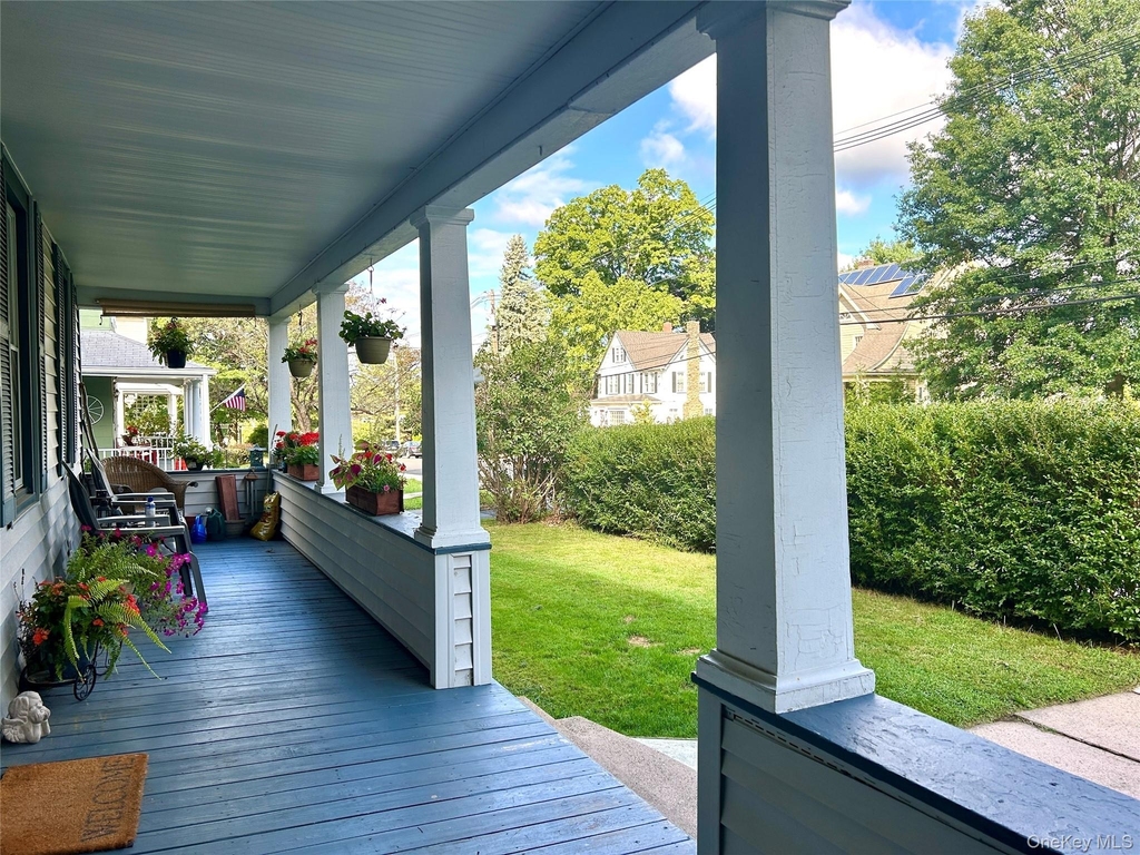 148 Franklin Avenue - Photo 9