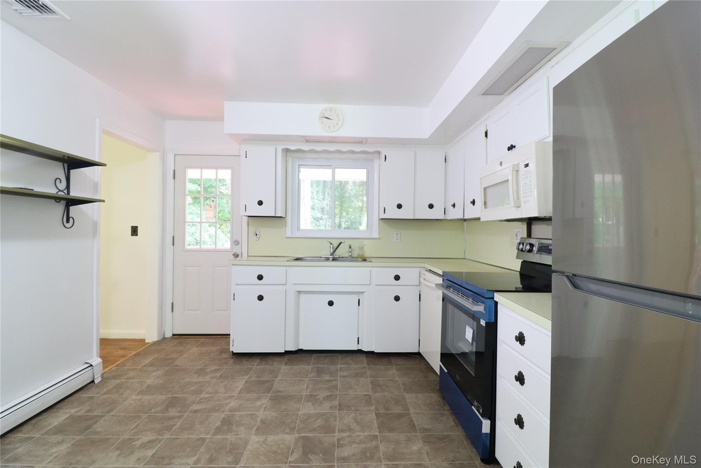 168 Shear Hill Road - Photo 1