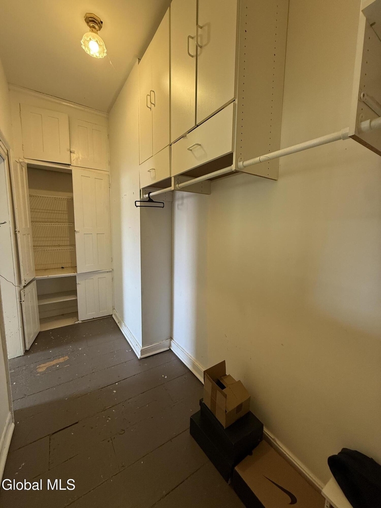 130 Grand Street - Photo 5