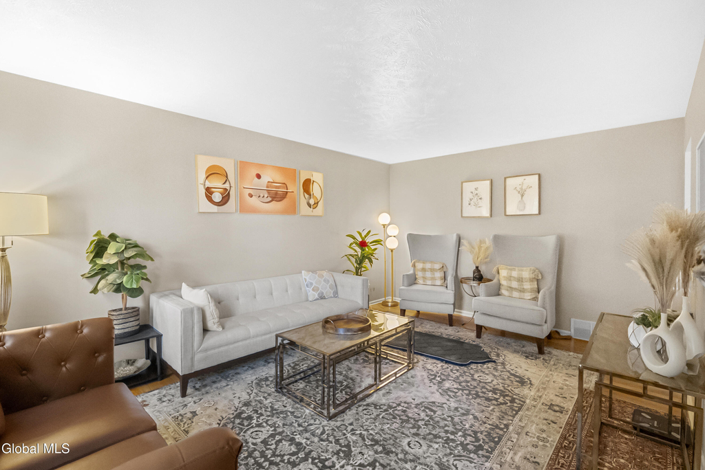 31 Berkshire Drive - Photo 8