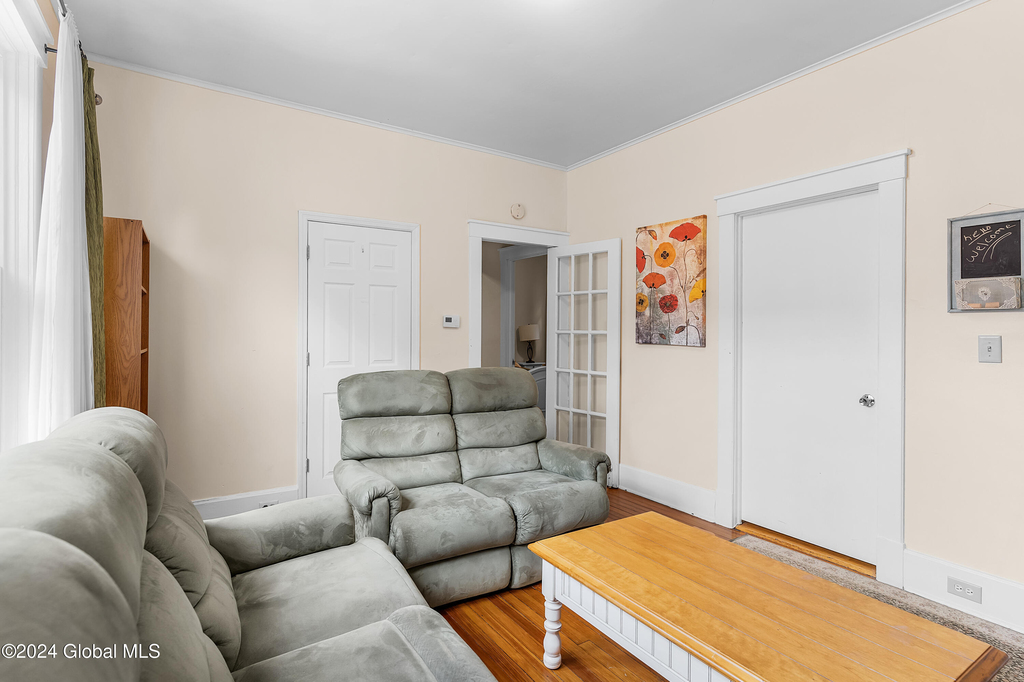 2209 15th Street - Photo 3