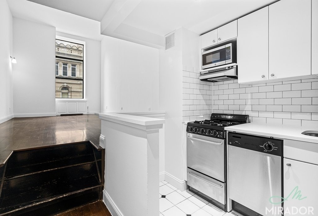 27 W 16th Street - Photo 8