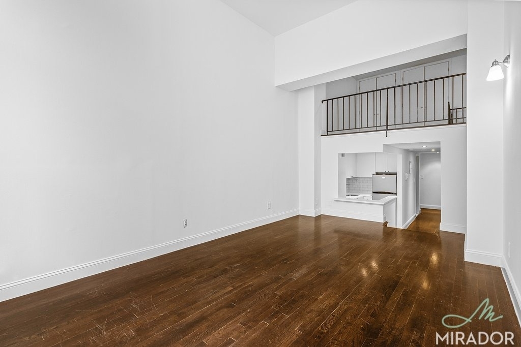 27 W 16th Street - Photo 2