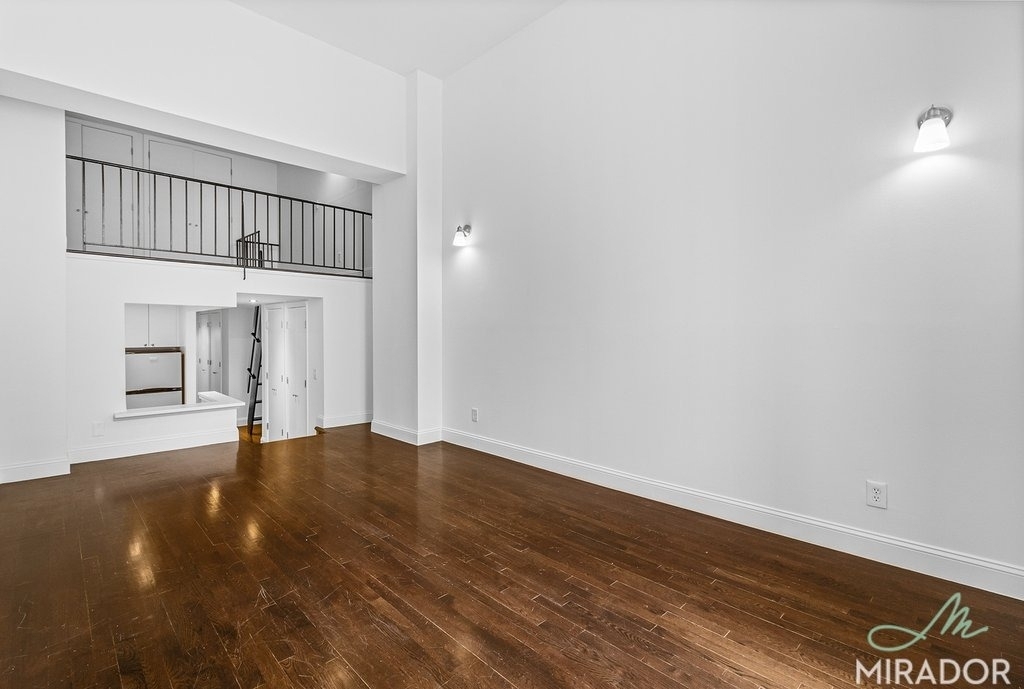 27 W 16th Street - Photo 3