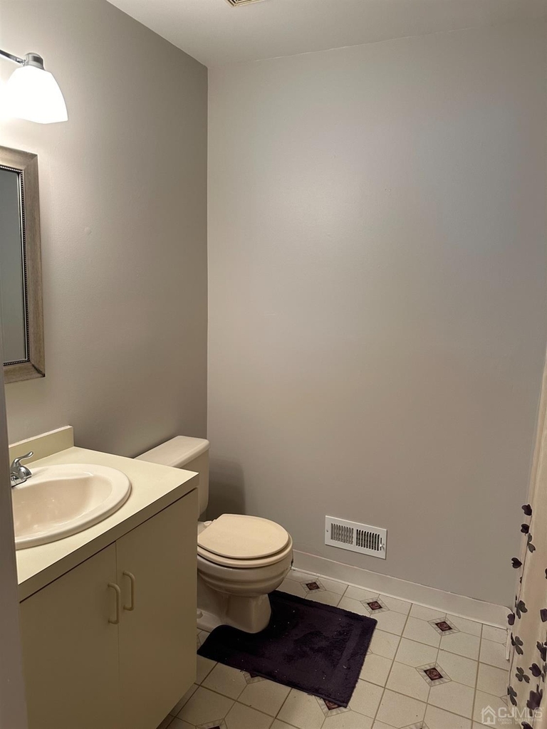 498 Witney Court - Photo 4