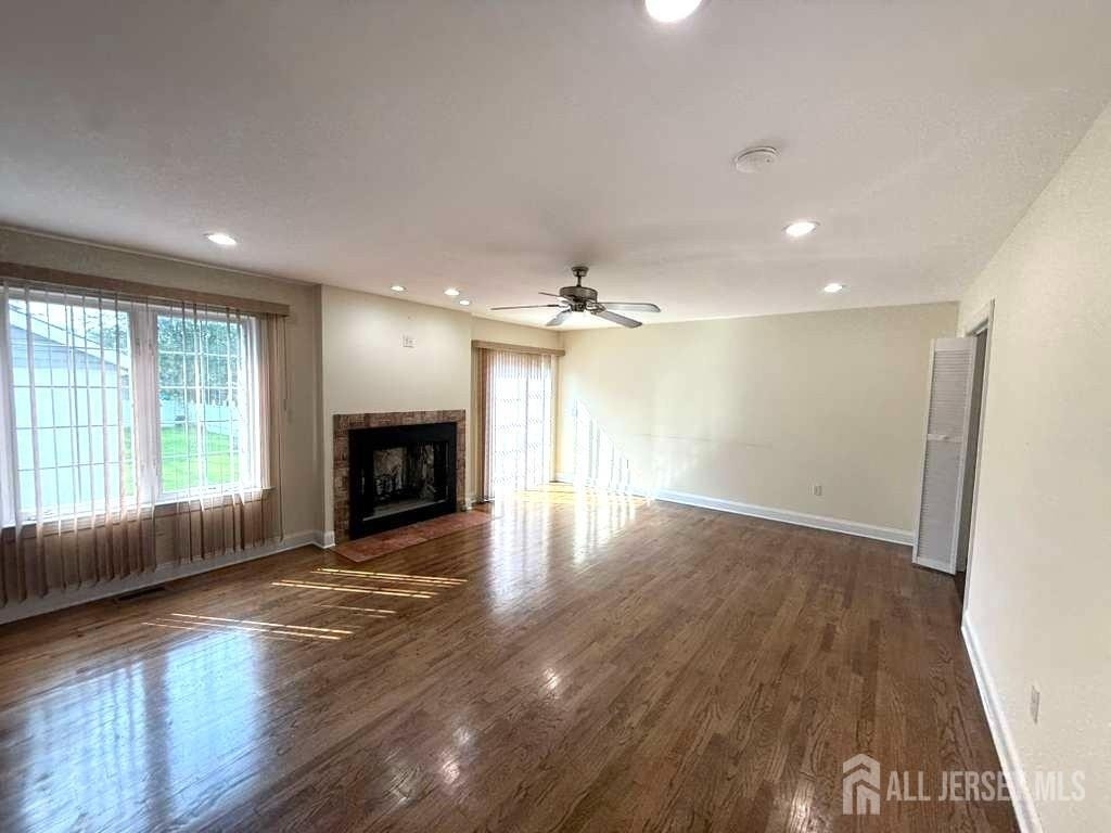 131 Amherst Avenue - Photo 13