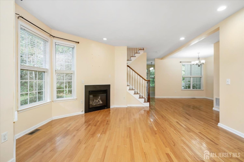 80 Tennyson Road - Photo 4