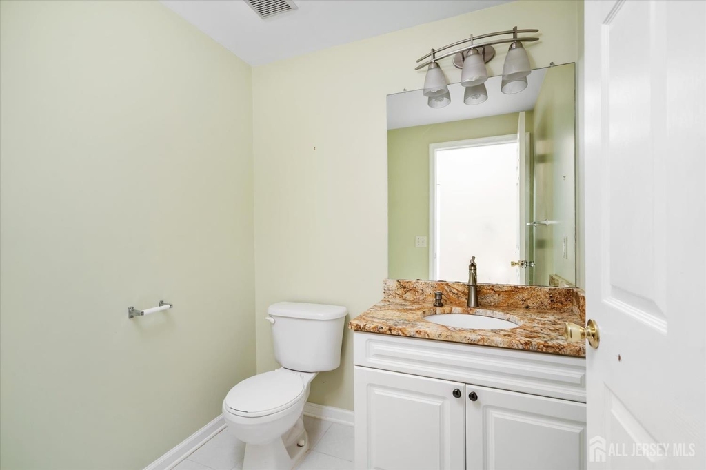 80 Tennyson Road - Photo 10