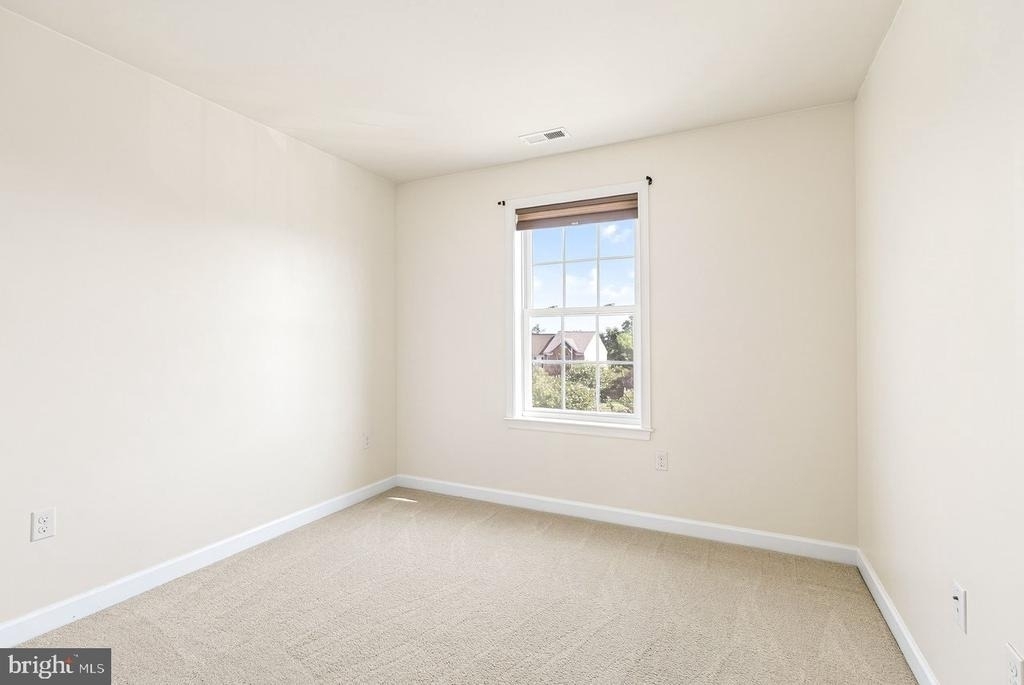 521 Hotchkiss Drive - Photo 20
