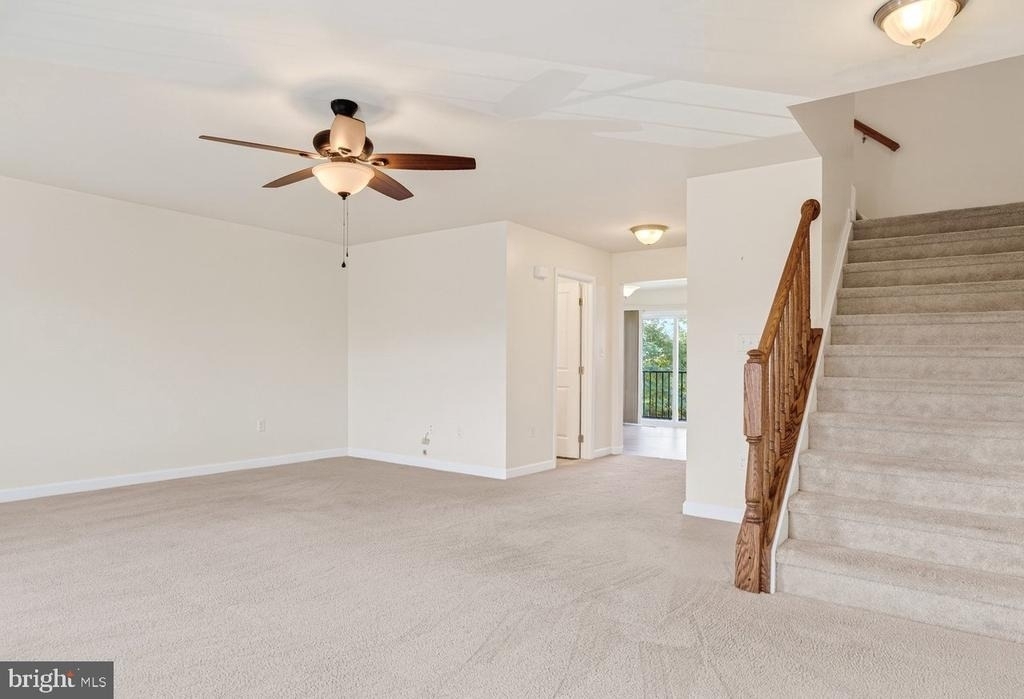521 Hotchkiss Drive - Photo 9