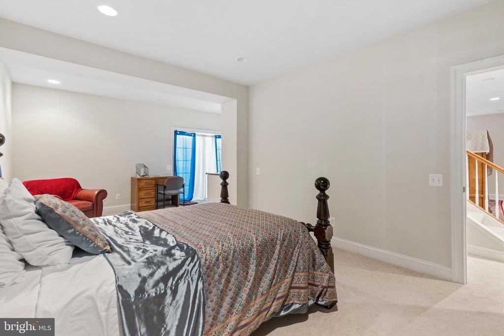43610 Aldie Mill Court - Photo 11