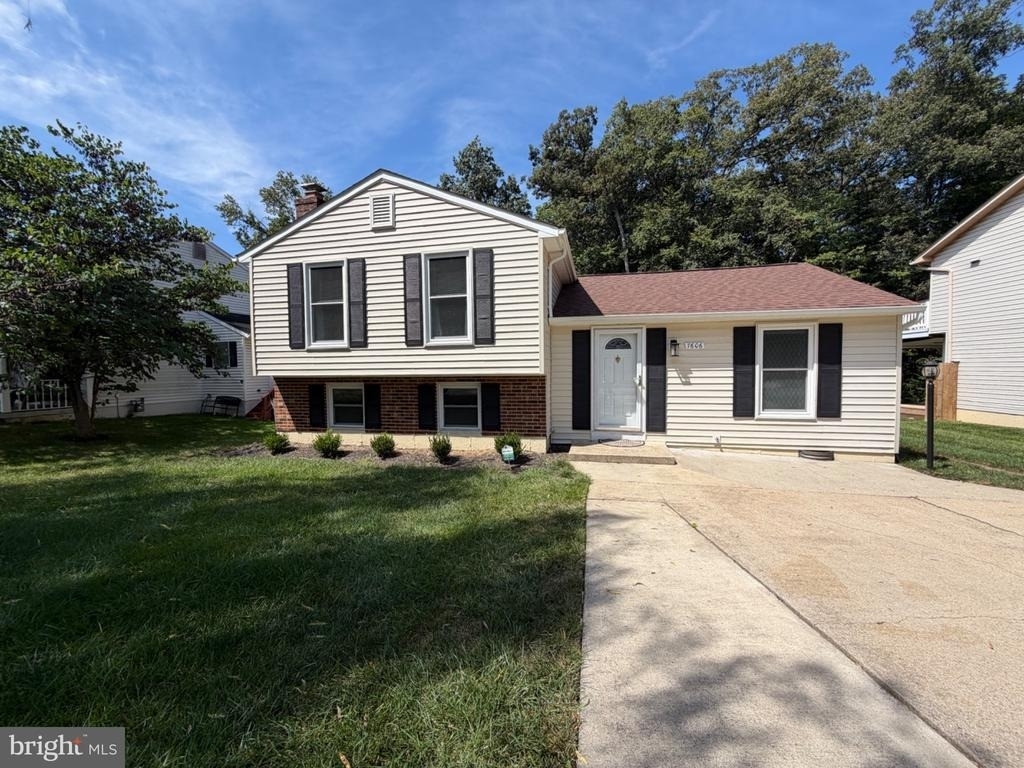 7606 Fallswood Way - Photo 0