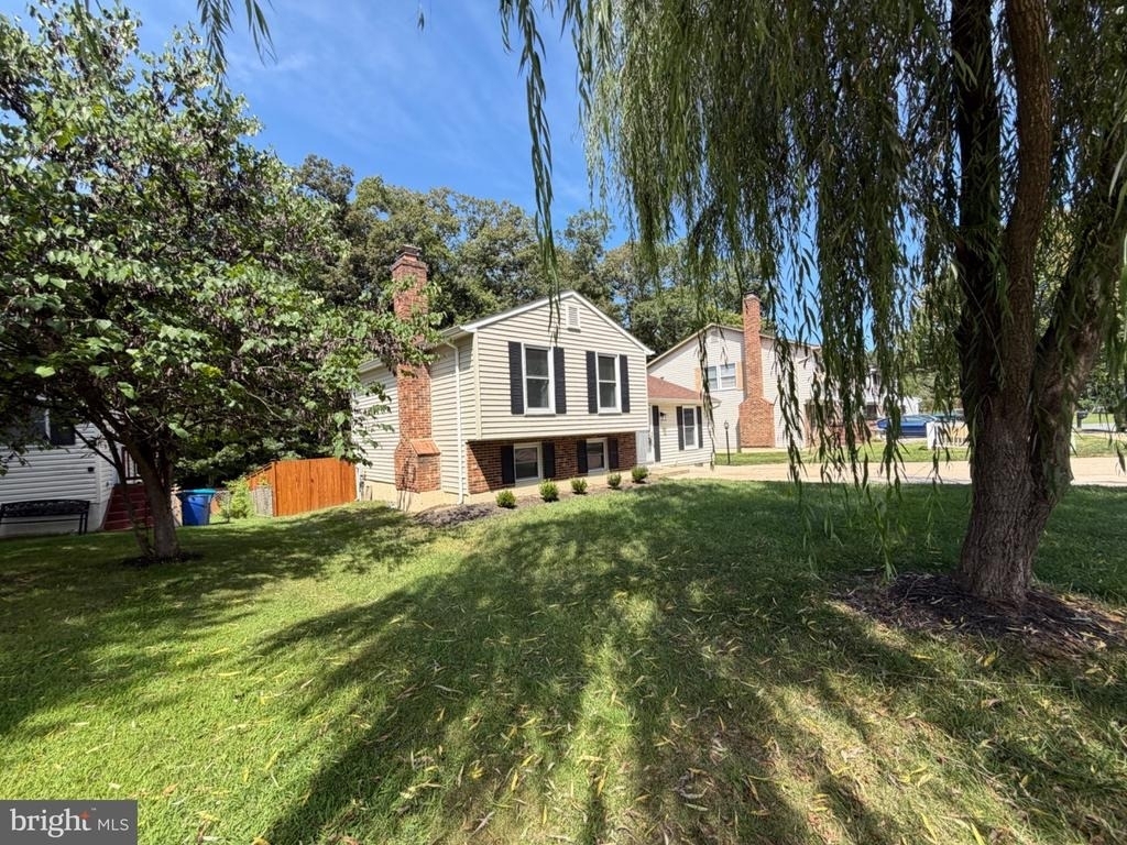 7606 Fallswood Way - Photo 1