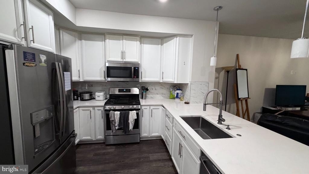 2324 Water Promenade Avenue - Photo 5